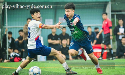 多设备间数据同步的弧线连接图